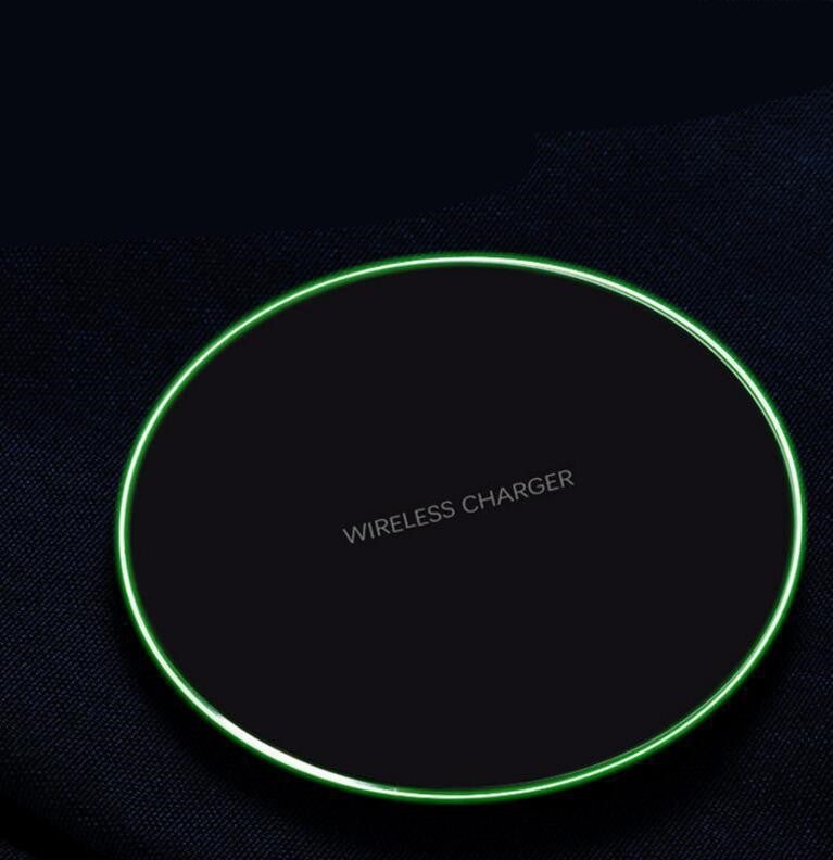 Fast Wireless Charging Pad – Compatible with iPhone & Samsung